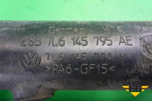 Патрубок интеркулера (7L6145795AE) для Volkswagen Touareg c 2002-2010г (Туарег)