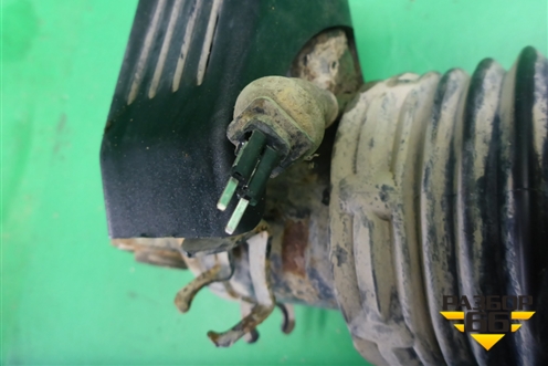 Амортизатор задний правый (пневматический) (7L6616020D) для Volkswagen Touareg c 2002-2010г (Туарег)