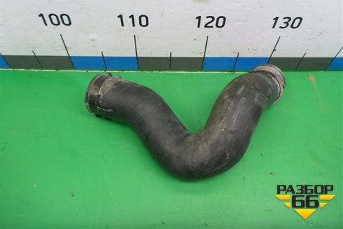 Патрубок интеркулера резиновый (7L6145738) для Volkswagen Touareg c 2002-2010г (Туарег)