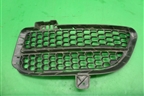 Решетка в передний бампер левая (7L6853665B) для Volkswagen Touareg c 2002-2010г (Туарег)
