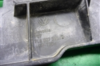 Кронштейн заднего бампера правый (7L6807394B) для Volkswagen Touareg c 2002-2010г (Туарег)