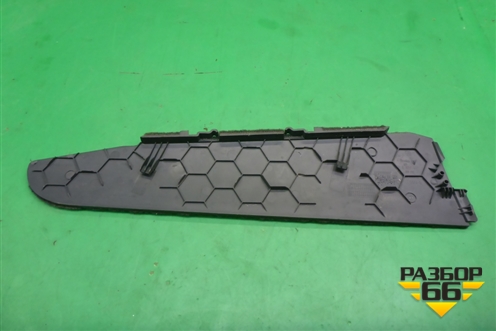 Накладка внутренняя (на переднее левое сиденье) (7L0881471) для Volkswagen Touareg c 2002-2010г (Туарег)