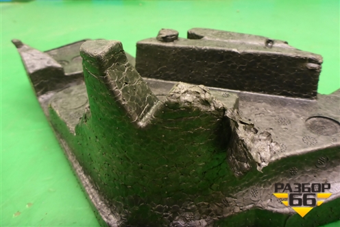 Ящик инструментальный в багажник (7L0012113A) для Volkswagen Touareg c 2002-2010г (Туарег)