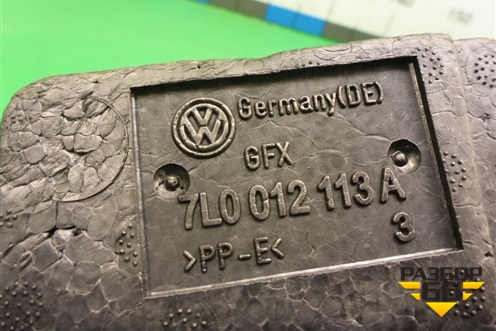 Ящик инструментальный в багажник (7L0012113A) для Volkswagen Touareg c 2002-2010г (Туарег)