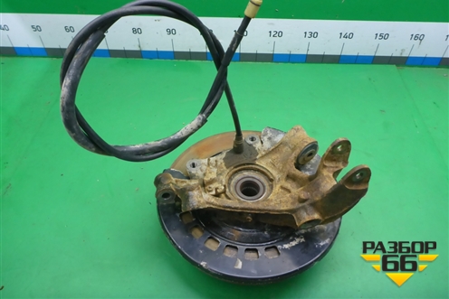 Кулак задний левый для Volkswagen Touareg c 2002-2010г (Туарег)