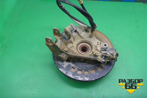 Кулак задний правый для Volkswagen Touareg c 2002-2010г (Туарег)