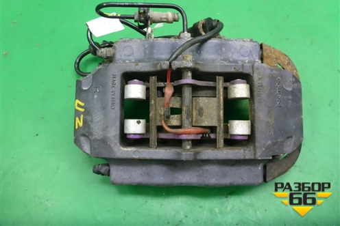 Суппорт задний правый (4х поршневой) для Volkswagen Touareg c 2002-2010г (Туарег)