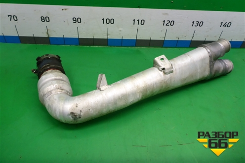 Патрубок интеркулера (3.0л CAS) (7L6145945F) для Volkswagen Touareg c 2002-2010г (Туарег)