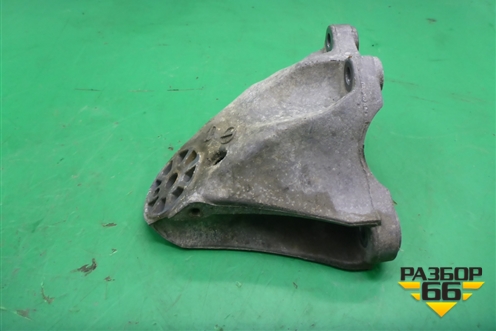 Кронштейн двигателя левый (3.0л CAS) (7L6199307) для Volkswagen Touareg c 2002-2010г (Туарег)