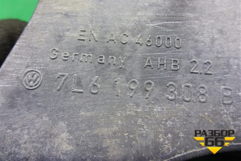 Кронштейн двигателя правый (3.0л CAS) (7L6199308B) для Volkswagen Touareg c 2002-2010г (Туарег)