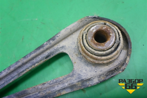 Рычаг задний поперечный для Volkswagen Touareg c 2002-2010г (Туарег)