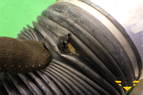 Амортизатор передний правый для Volkswagen Touareg c 2002-2010г (Туарег)