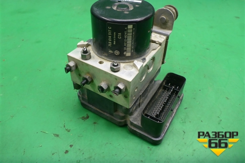 Блок ABS (7L0614517C) для Volkswagen Touareg c 2002-2010г (Туарег)