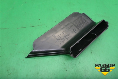 Воздуховод отопителя (задний в ноги) (7L0819624C) для Volkswagen Touareg c 2002-2010г (Туарег)