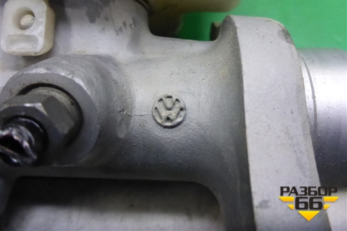 Цилиндр тормозной главный для Volkswagen Touareg c 2002-2010г (Туарег)