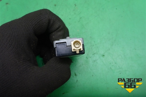 Антенна электрическая (усилитель) (7L6035552) для Volkswagen Touareg c 2002-2010г (Туарег)