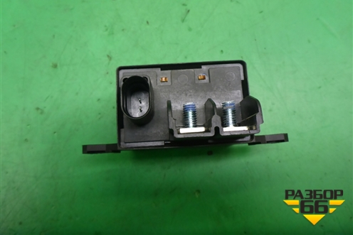 Реле (2D0951253B) для Volkswagen Touareg c 2002-2010г (Туарег)