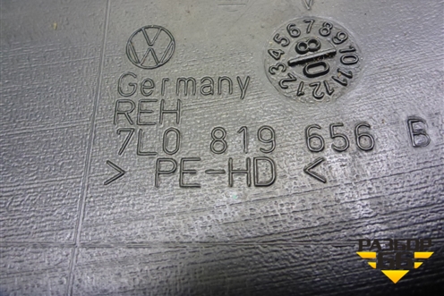 Воздуховод отопителя (7L0819656B) для Volkswagen Touareg c 2002-2010г (Туарег)