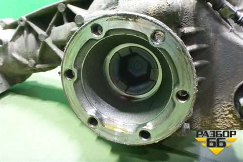 Редуктор переднего моста (3.0л CAS АКПП) (4460310026) для Volkswagen Touareg c 2002-2010г (Туарег)