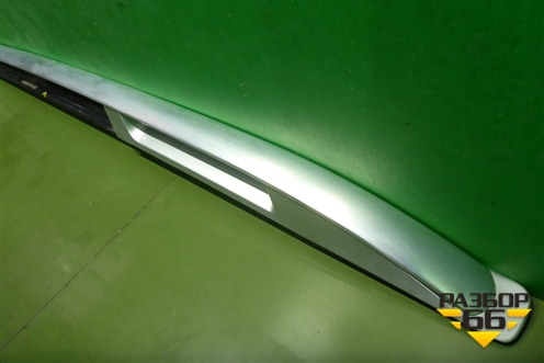 Рейлинг на крышу левый (7L6860181H) для Volkswagen Touareg c 2002-2010г (Туарег)