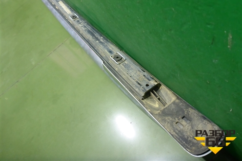 Рейлинг на крышу правый (7L6860182H) для Volkswagen Touareg c 2002-2010г (Туарег)