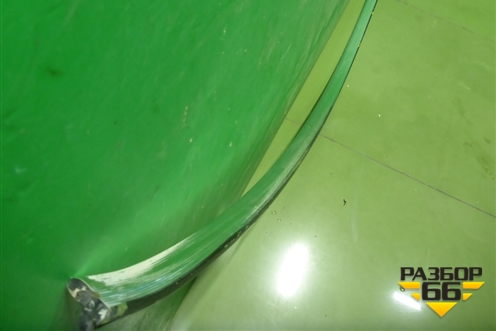 Молдинг крыши правый (над дверями) для Volkswagen Touareg c 2002-2010г (Туарег)