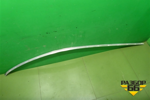 Молдинг крыши правый (над дверями) для Volkswagen Touareg c 2002-2010г (Туарег)
