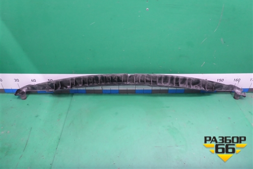 Кронштейн заднего бампера центральный (7L6807863B) для Volkswagen Touareg c 2002-2010г (Туарег)