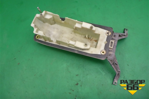 Кронштейн кулисы КПП (АКПП) (7L6713025M) для Volkswagen Touareg c 2002-2010г (Туарег)