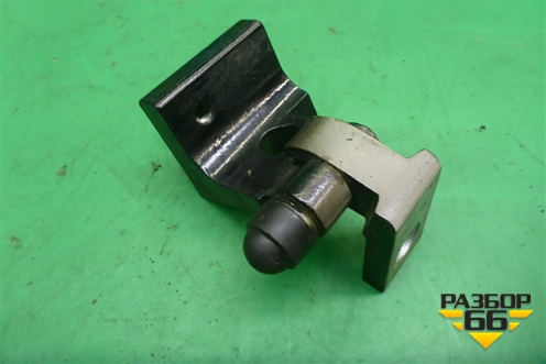 Петля двери задней левой верхняя для Volkswagen Touareg c 2002-2010г (Туарег)