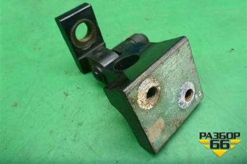 Петля двери задней правой верхняя для Volkswagen Touareg c 2002-2010г (Туарег)