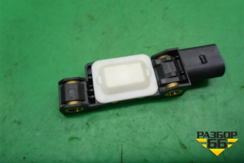 Датчик AIR BAG (4B0959643E) для Volkswagen Touareg c 2002-2010г (Туарег)