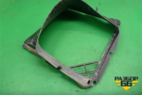 Воздухозаборник интеркулера правый (7L0117340) для Volkswagen Touareg c 2002-2010г (Туарег)