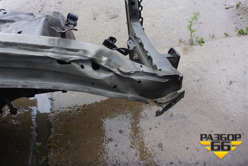 Лонжерон передний правый для Volkswagen Touareg c 2002-2010г (Туарег)