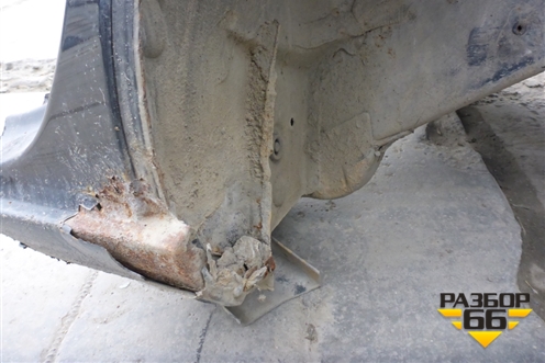 Крыло заднее левое для Volkswagen Touareg c 2002-2010г (Туарег)