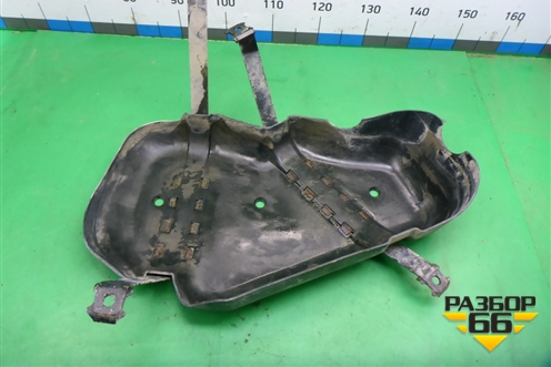 Защита топливного бака (7L0201974B) для Volkswagen Touareg c 2002-2010г (Туарег)