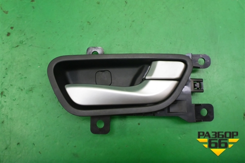 Ручка внутренняя двери передней правой (836202W000) для Hyundai Grand Santa Fe с 2012-2018г (Гранд Санта Фе)