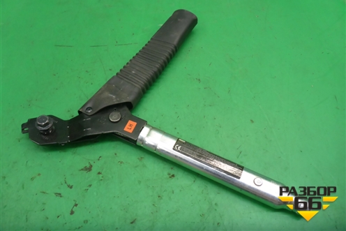 Замок ремня безопасности передний с пиропатроном левый для Hyundai Grand Santa Fe с 2012-2018г (Гранд Санта Фе)