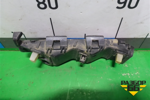 Кронштейн переднего бампера правый (86516B8000) для Hyundai Grand Santa Fe с 2012-2018г (Гранд Санта Фе)