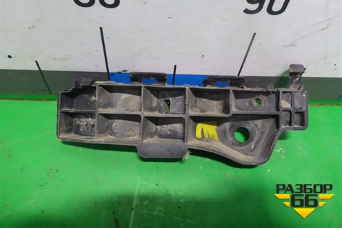 Кронштейн переднего бампера правый (86516B8000) для Hyundai Grand Santa Fe с 2012-2018г (Гранд Санта Фе)