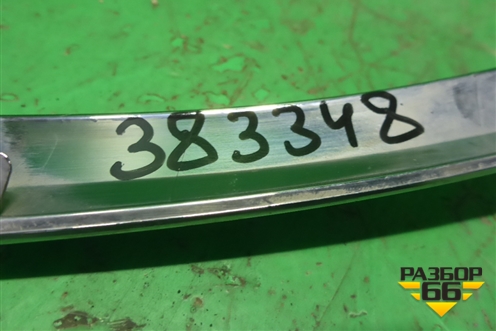 Накладка на решетку радиатора (после 2014г верхняя правая) (5312133030) для Toyota Camry V50 с 2011-2018г (Камри)