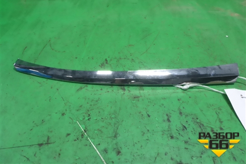 Накладка на решетку радиатора (после 2014г верхняя правая) (5312133030) для Toyota Camry V50 с 2011-2018г (Камри)