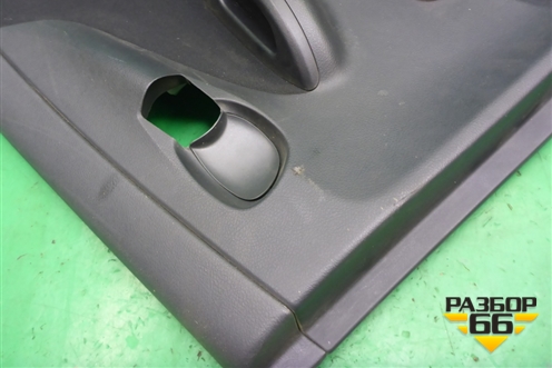 Обшивка двери задней правой под механику (6777512080) для Toyota Corolla (E15) с 2006-2013г (Королла 150)