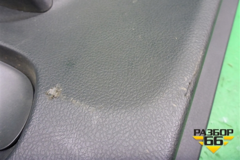 Обшивка двери задней правой под механику (6777512080) для Toyota Corolla (E15) с 2006-2013г (Королла 150)