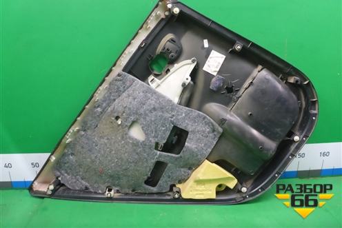 Обшивка двери задней правой под механику (6777512080) для Toyota Corolla (E15) с 2006-2013г (Королла 150)