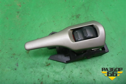 Ручка внутренняя двери задней левой для Toyota Corolla (E15) с 2006-2013г (Королла 150)