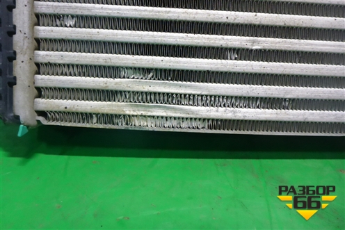 Интеркулер (правый) (4M0145804AR) для Audi Q7 c 2015г (Ку 7)