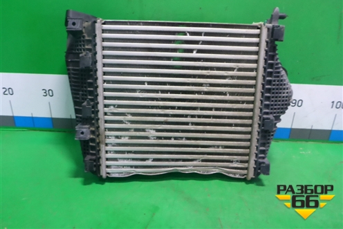 Интеркулер (правый) (4M0145804AR) для Audi Q7 c 2015г (Ку 7)