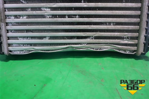 Интеркулер (правый) (4M0145804AR) для Audi Q7 c 2015г (Ку 7)