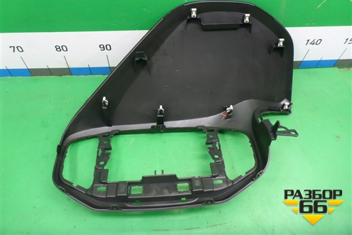 Накладка на торпедо (центральная) (682118908R) для VAZ XRAY с 2016г (Хрэй)